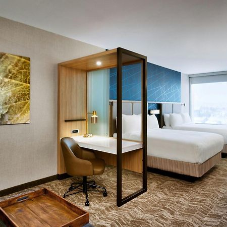 Springhill Suites By Marriott Cottonwood Exterior photo