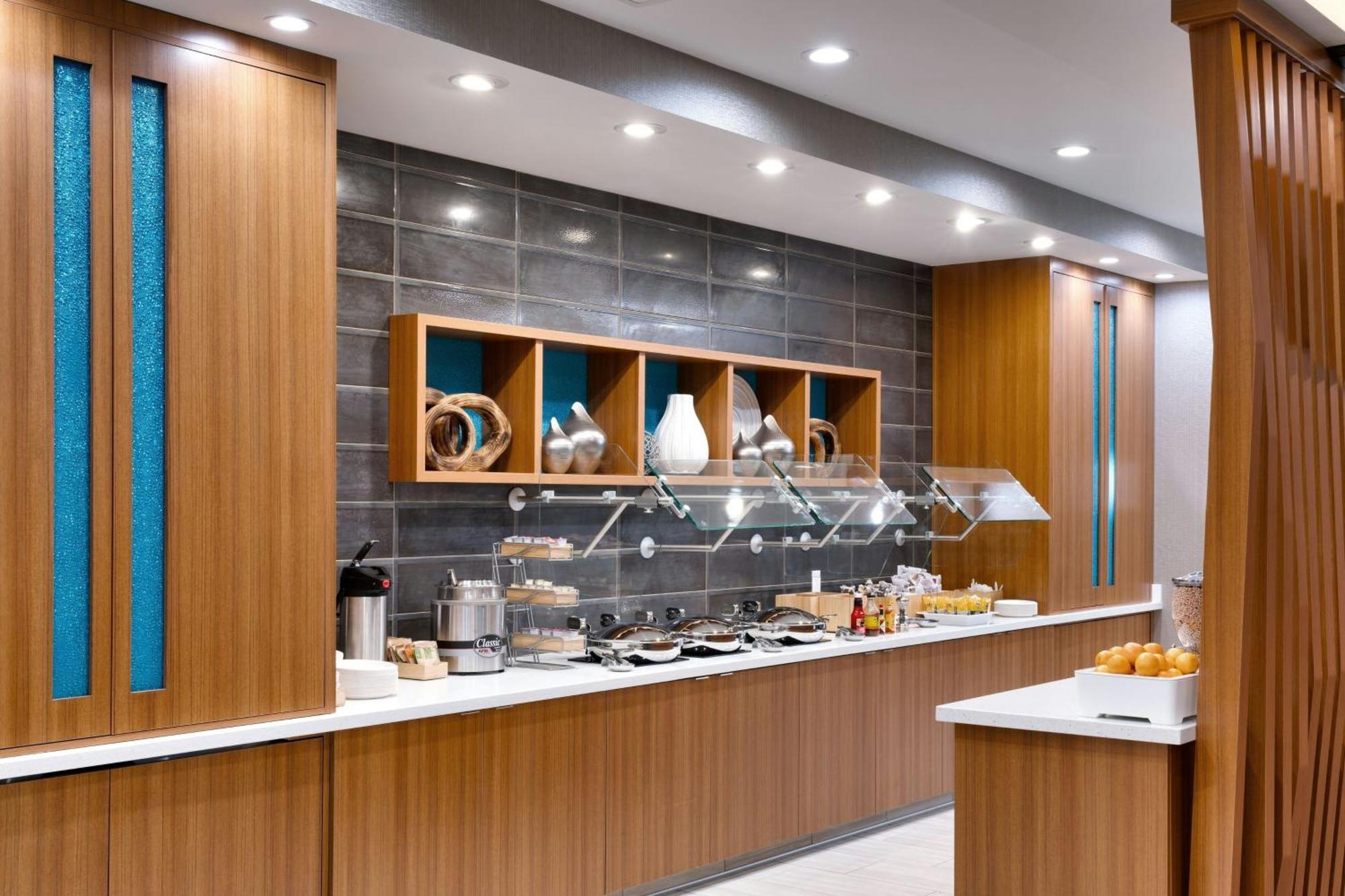 Springhill Suites By Marriott Cottonwood Exterior photo