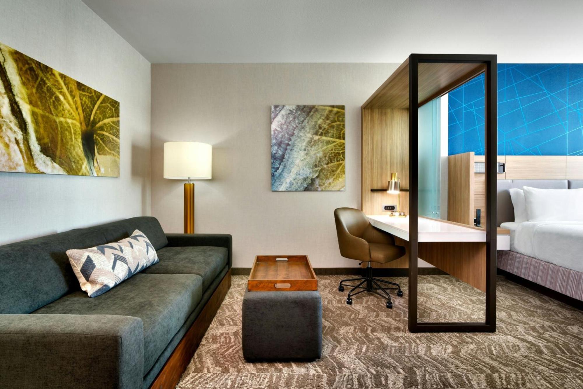Springhill Suites By Marriott Cottonwood Exterior photo